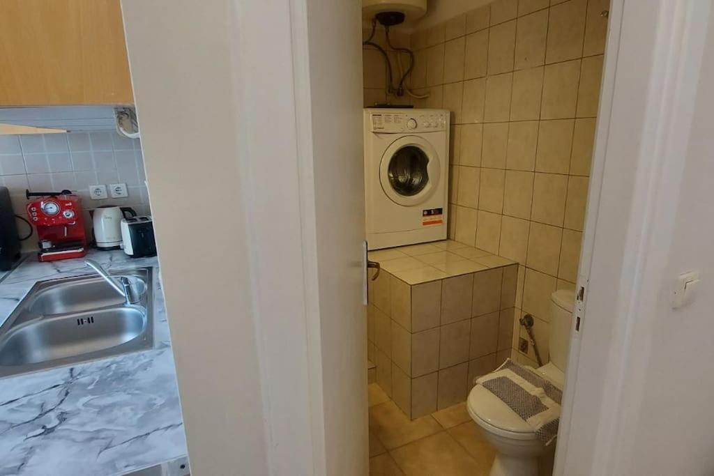 Spacious Beauty In Athens, 55M2, Metro 7' Экстерьер фото