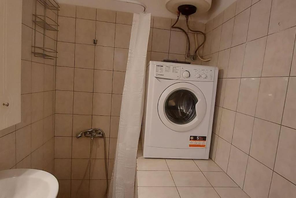Spacious Beauty In Athens, 55M2, Metro 7' Экстерьер фото